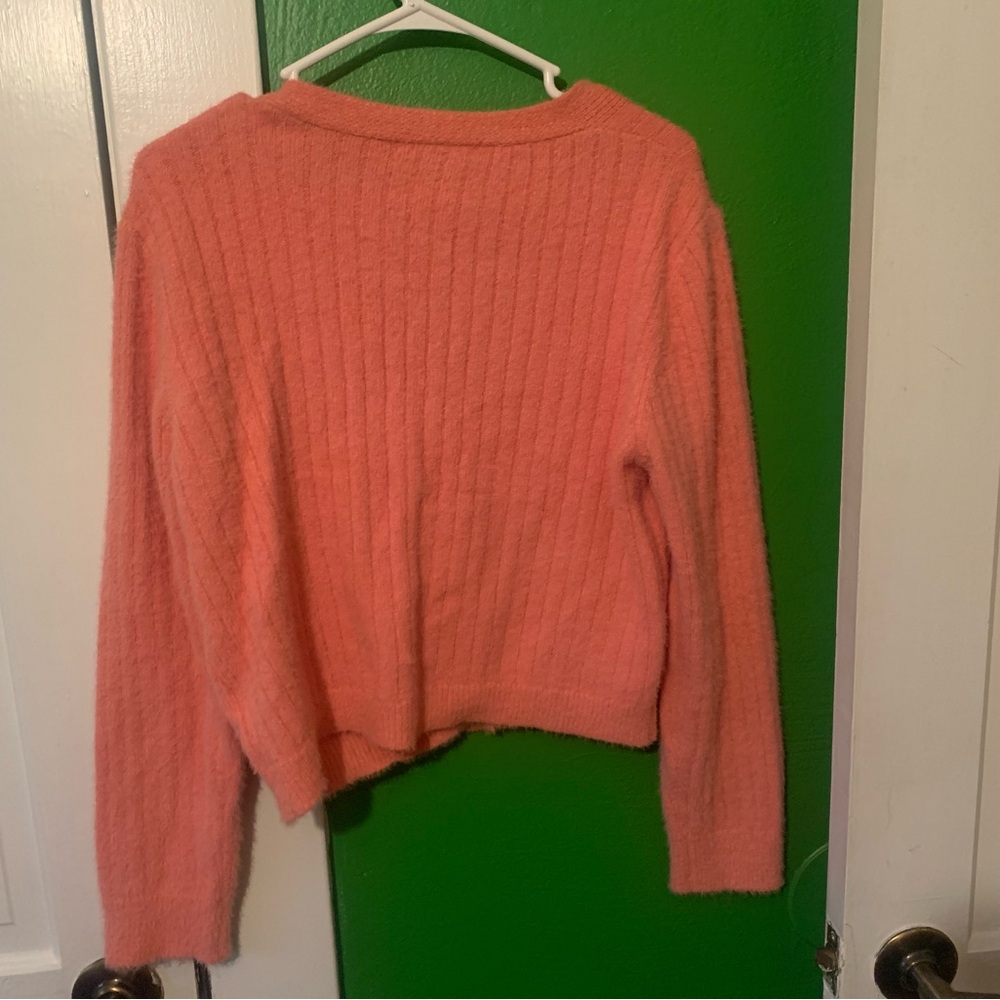 Hello Kitty Cardigan - Picture 4 of 6